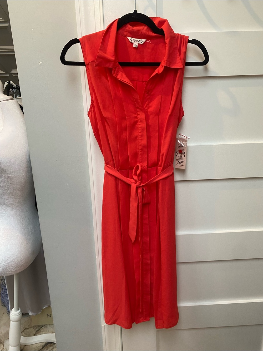 Nanette Lepore Sleeveless Pleated Front Dress - Picture 4 of 8